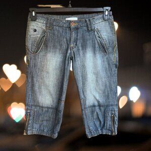 JAM Women's Low Rise Cropped Capri Jeans Pants Size M